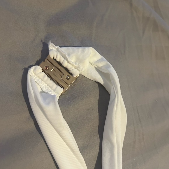 WHITE BARDOT HALTER NECK CUT OUT CROP TOP - Picture 8 of 10